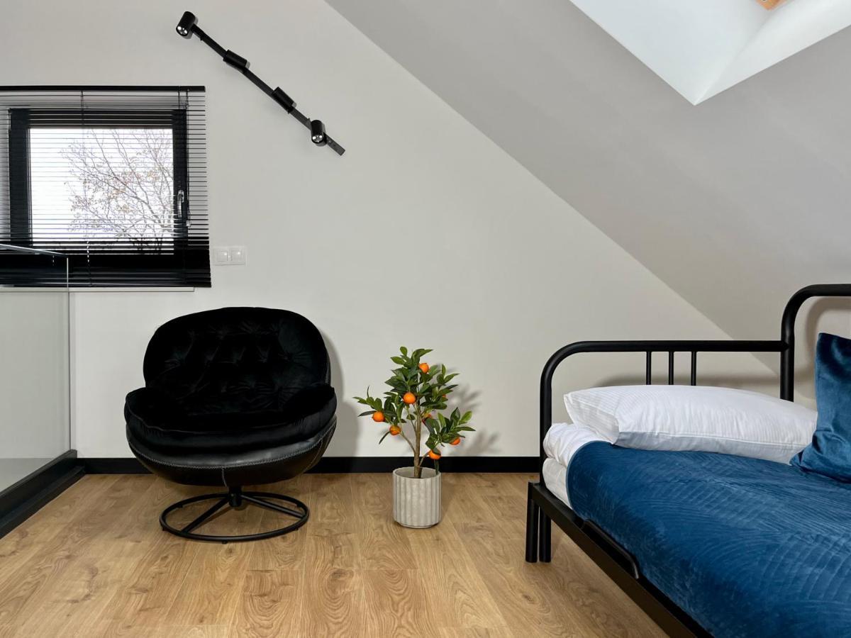 Apartamenty Maxa Czornyja Єленя-Ґура Екстер'єр фото